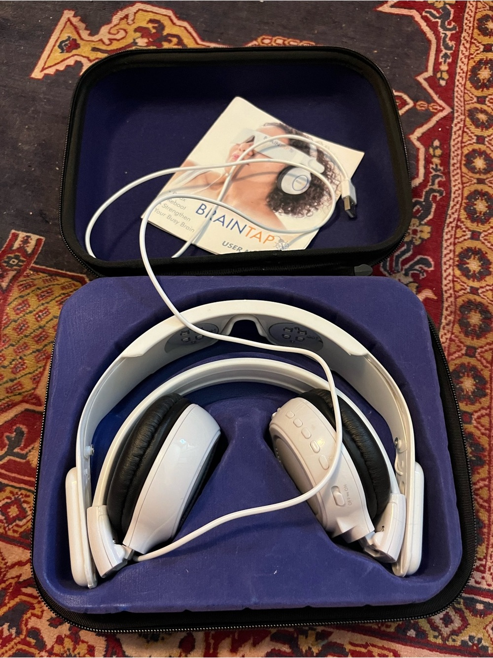 BrainTap relaxation headset